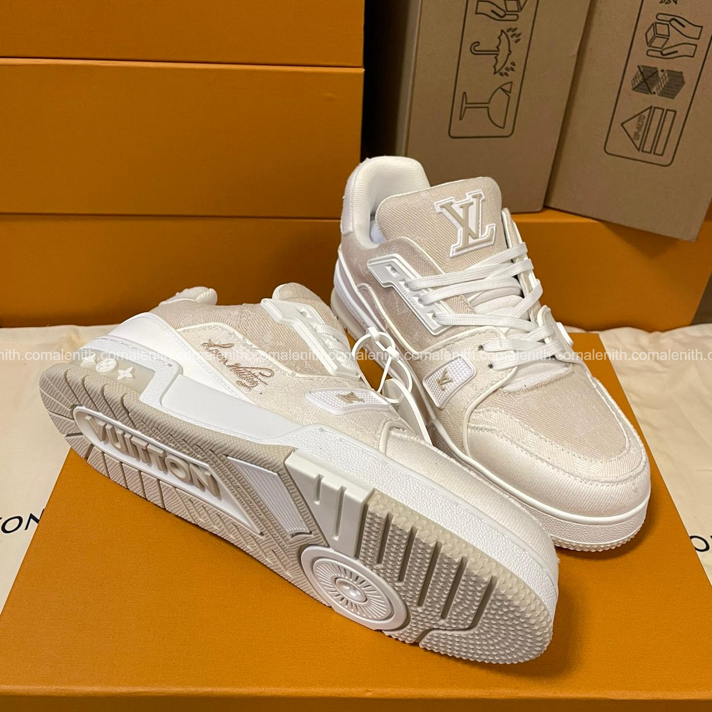 下载 (1) 2